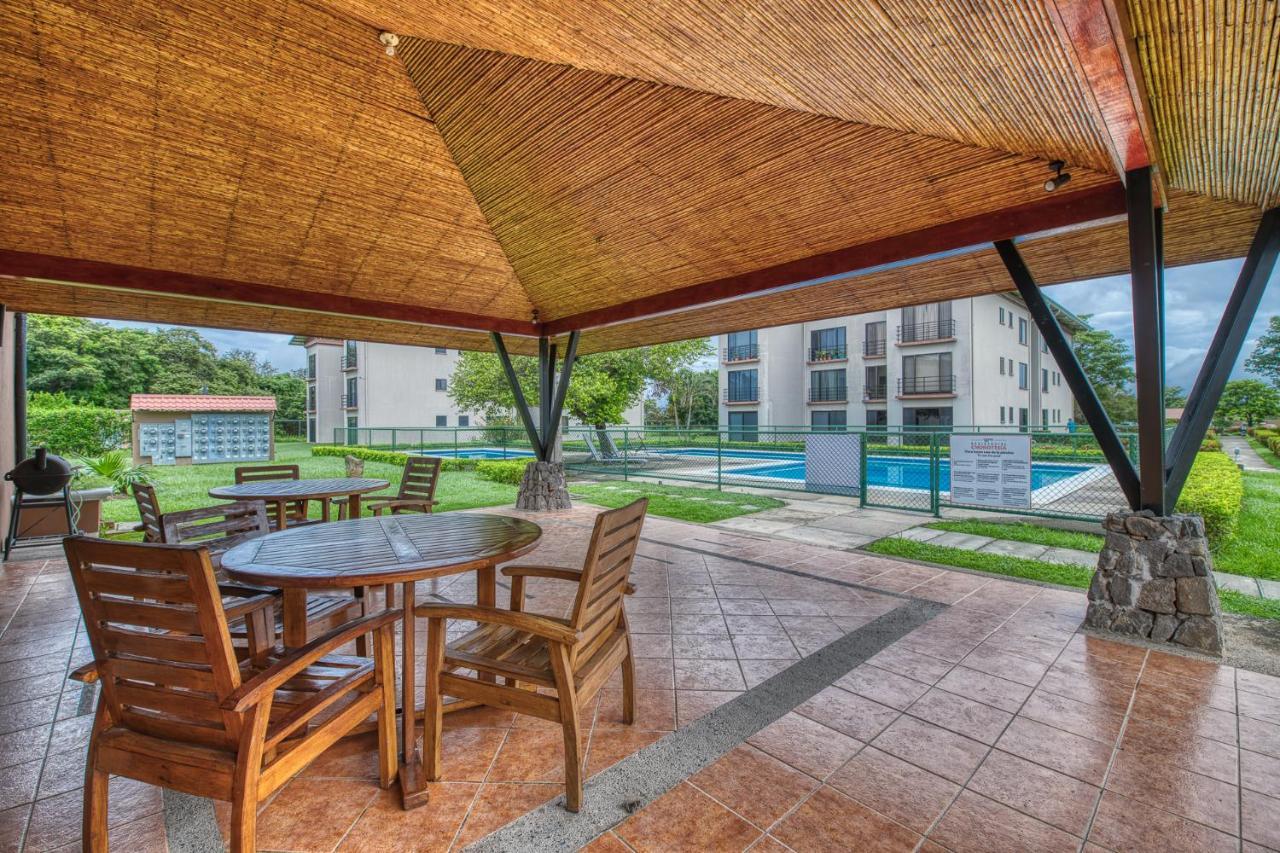 Golden Getaway Apartments Liberia Εξωτερικό φωτογραφία